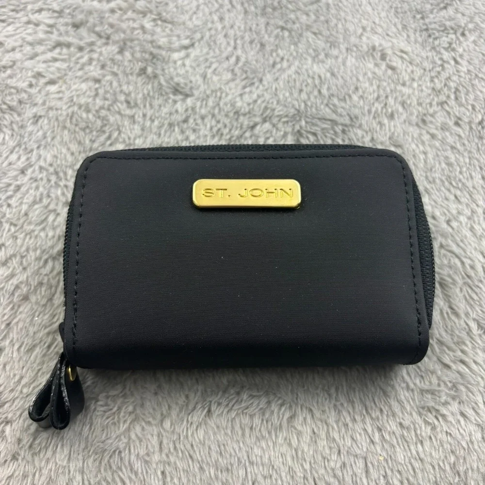 St John Collection Key Finder Ring Coin Purse Holder Black Gold Logo Classic